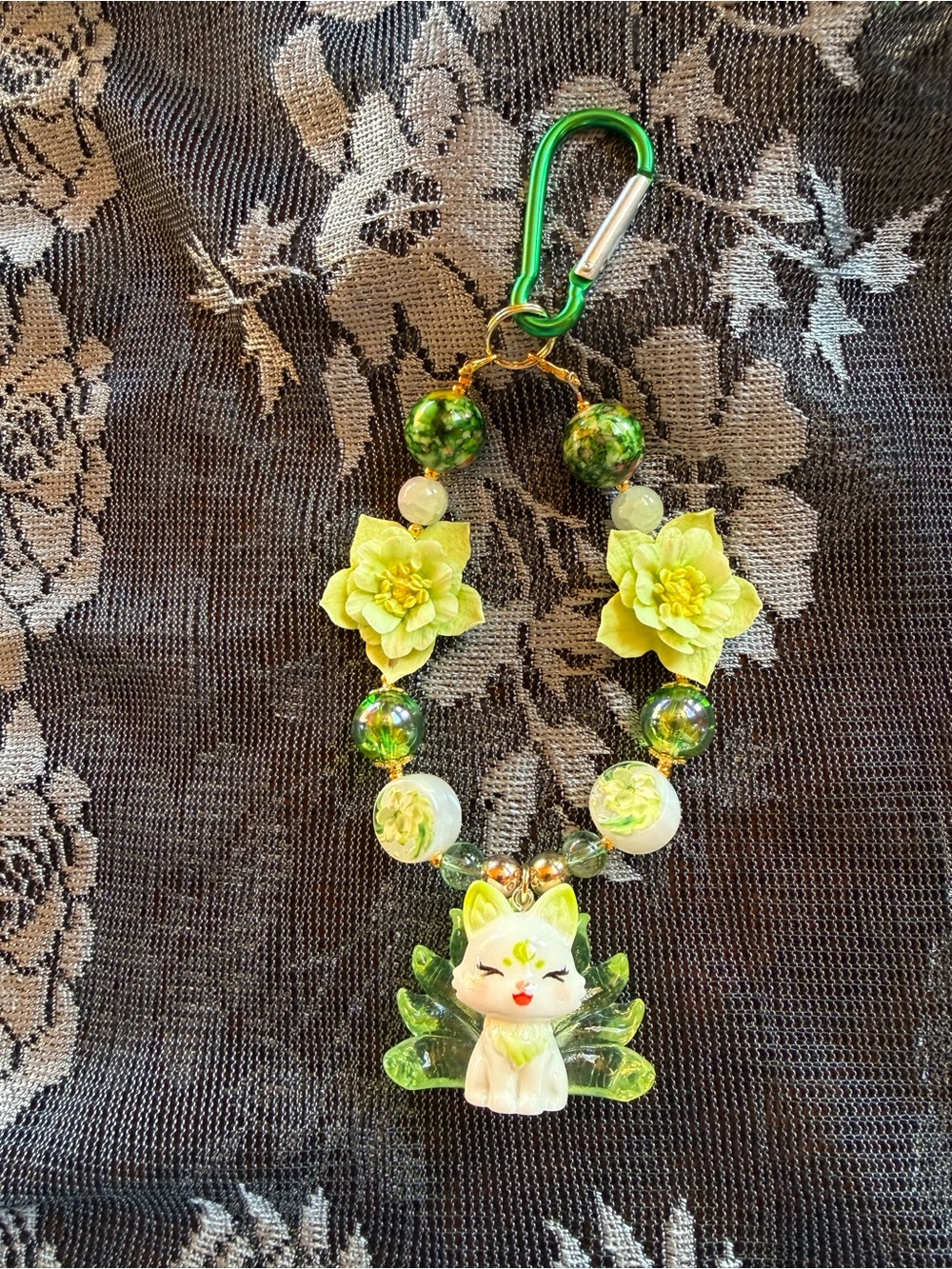 Green Nine-Tailed Fox Charm Beaded Keychain